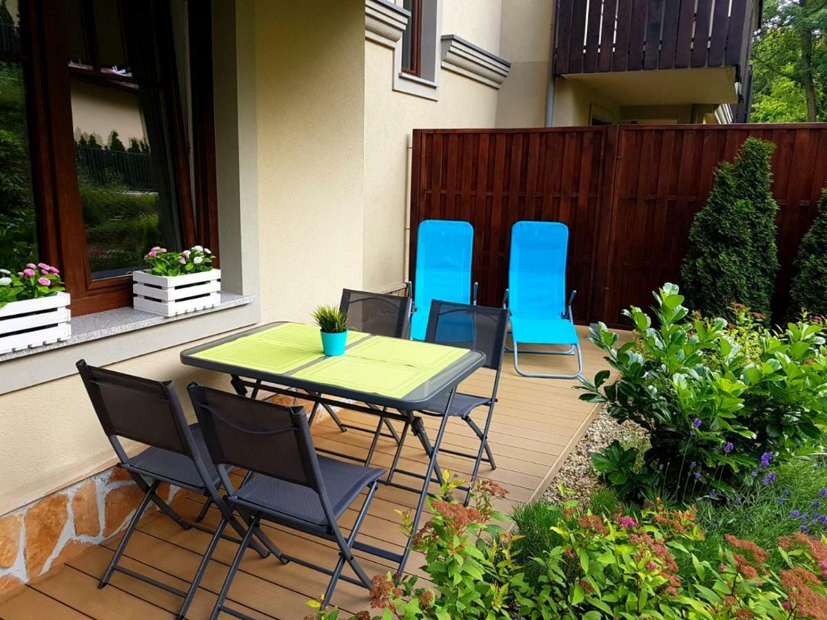 Apartament Z Ogrodem Polanica-Zdroj Exterior photo